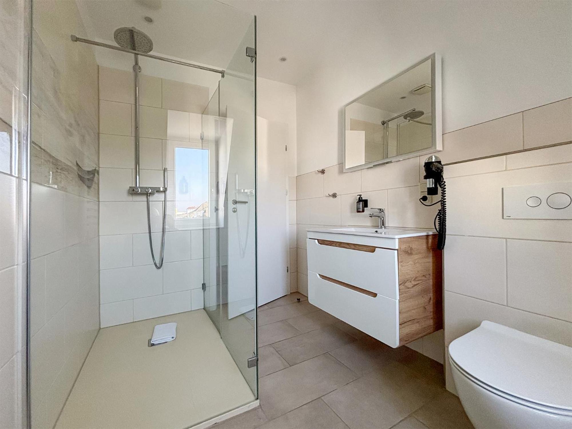 Dormero Hotel Wilhelmshaven Esterno foto