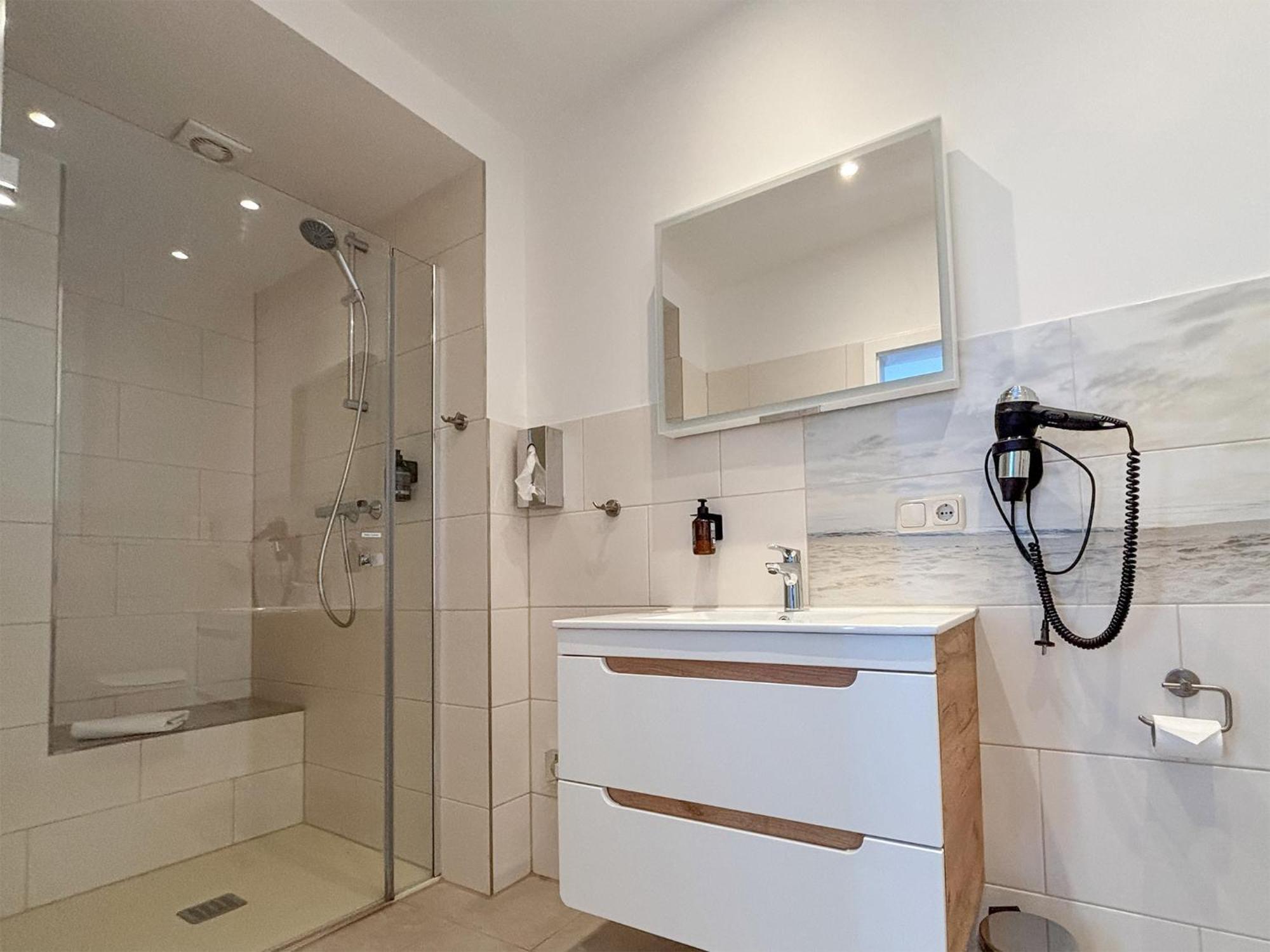 Dormero Hotel Wilhelmshaven Esterno foto