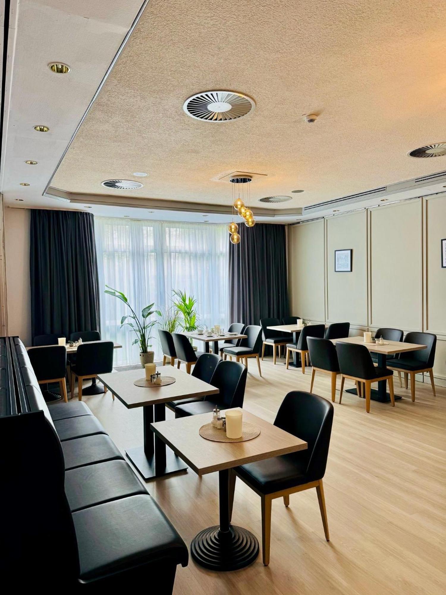 Dormero Hotel Wilhelmshaven Esterno foto